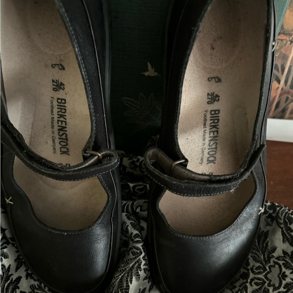 Birkenstock, leather black Mary Jane style size 10 - Picture 2 of 11